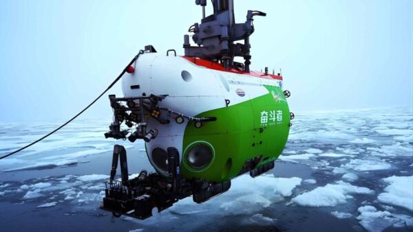 China sent a crewed submersible to the “forbidden zone” 5,277 meters beneath the Arctic, where findings on the Gakkel Ridge could reshape maps and theories